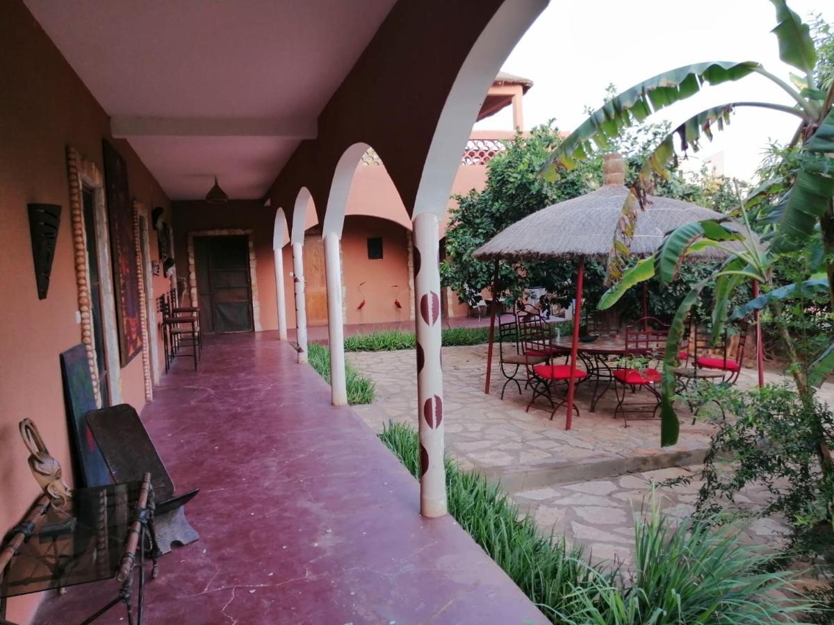 Hostel Begue Pokai Toubab Dialao Exterior foto