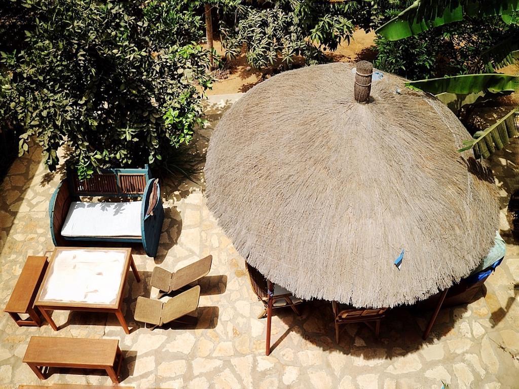 Hostel Begue Pokai Toubab Dialao Exterior foto
